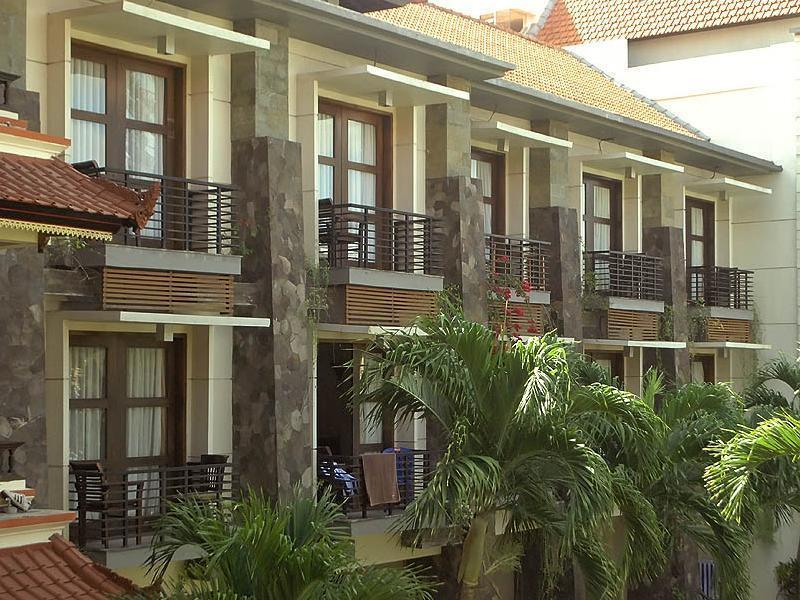 La Walon Hotel Kuta Lombok Exterior foto