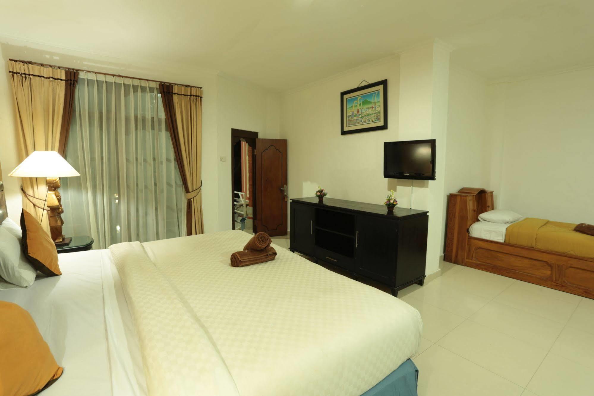 La Walon Hotel Kuta Lombok Exterior foto